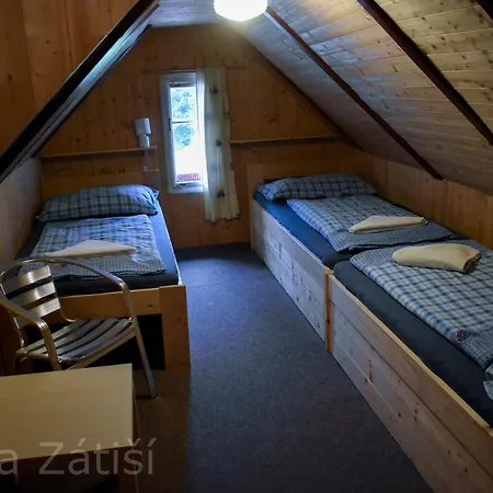 Lesni Zatisi Guest house